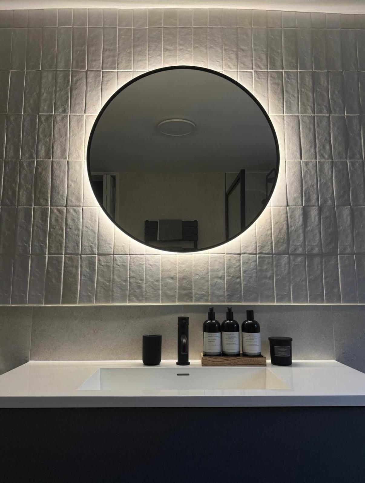 Modern 2 Bed House In Rainham, Kent - Central Location Rainham  Bagian luar foto
